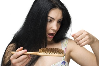 Best tips on how to treat and prevent hair loss
