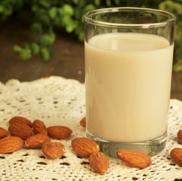 Anti-inflammatory Chia seed milk