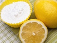 DIY lemon and baking soda deodorant