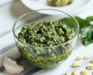 Raw freezer pesto