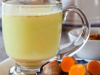 Raw turmeric milk