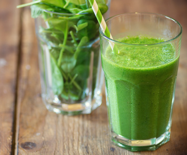 Alkalizing and savory spinach weight loss smoothie