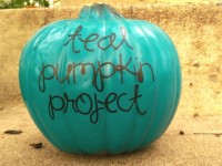 Halloween teal pumpkin project protects kids with food allergies