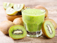 Kiwi pear smoothie