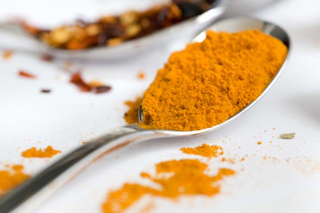 Study shows that curcumin fights Alzheimer’s