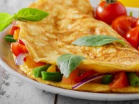 Eating eggs with vegetables increases nutrient absorption