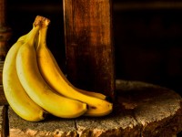 10 reasons to eat bananas