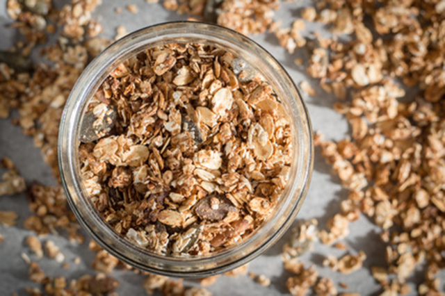 Healthy apple cinnamon granola