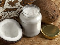 Coconut oil fights yeast infections