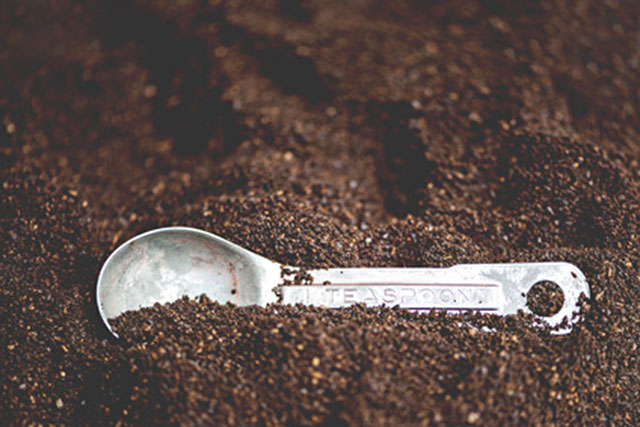 5 amazing uses for coffee grounds