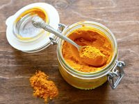 800 reasons why you should eat turmeric every day