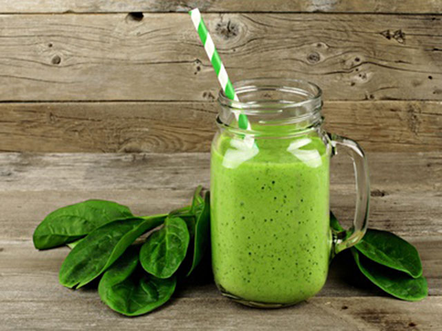 Diabetes spinach blueberry smoothie