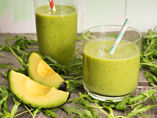 Avocado and strawberry hair growth smoothie