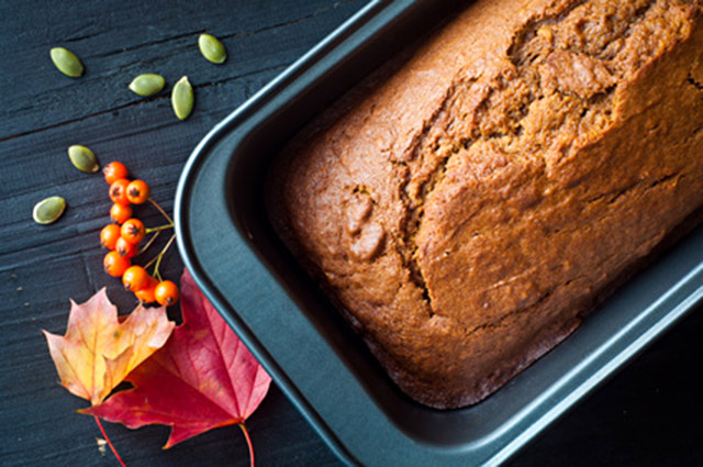 Healthy Halloween pumpkin bread recipe