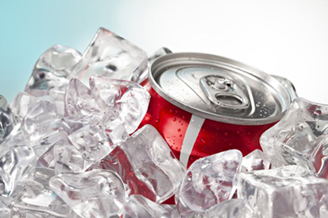 How are sugary beverages linked to cancer?