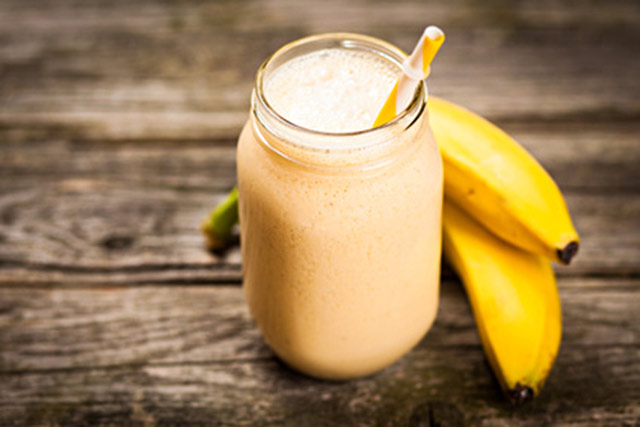 Pre-workout banana chia smoothie