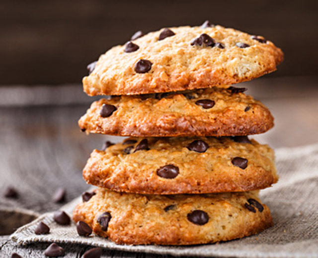 Pumpkin chocolate chip oatmeal cookies