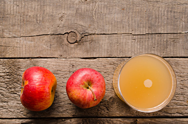 Potent detox and immune boosting apple celery juice