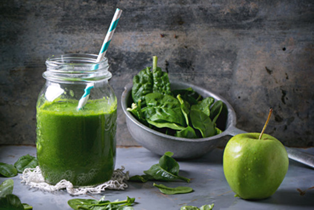 Ultimate alkaline spinach ginger juice