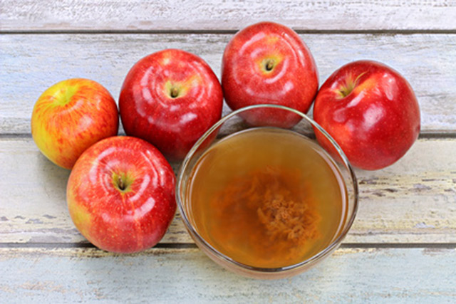 Why should you drink apple cider vinegar at night?