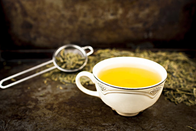 Hundreds of reasons to drink more green tea